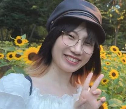 たかまつなな