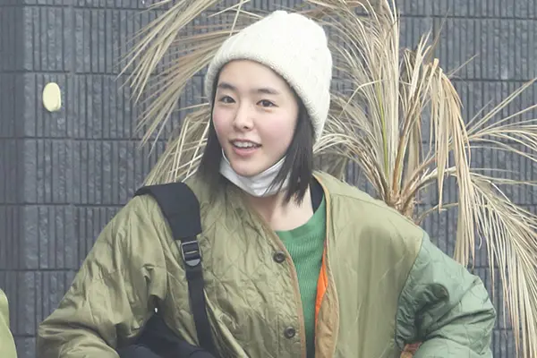 唐田えりか